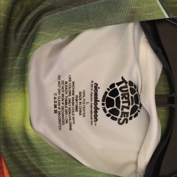 Men’s Ninja Turtles Tee 100% Polyester Size Large - Picture 2 of 4